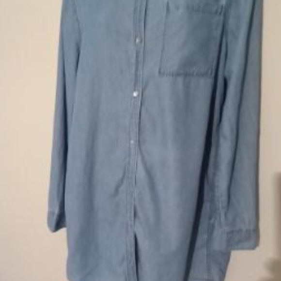 Long 33" Denim Long Sleeves Button Down Shirt - Picture 5 of 5